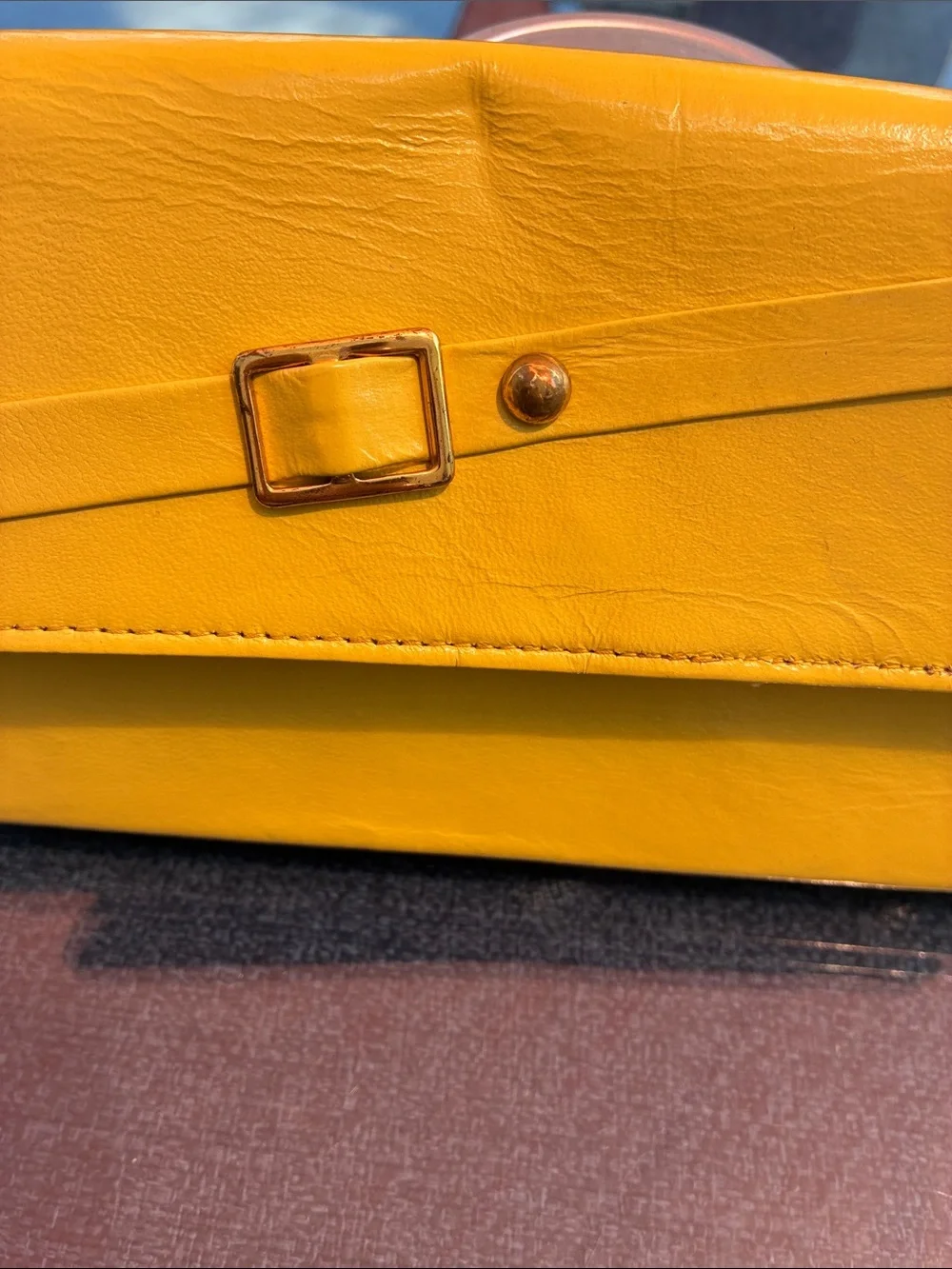 Britemode sleek yellow